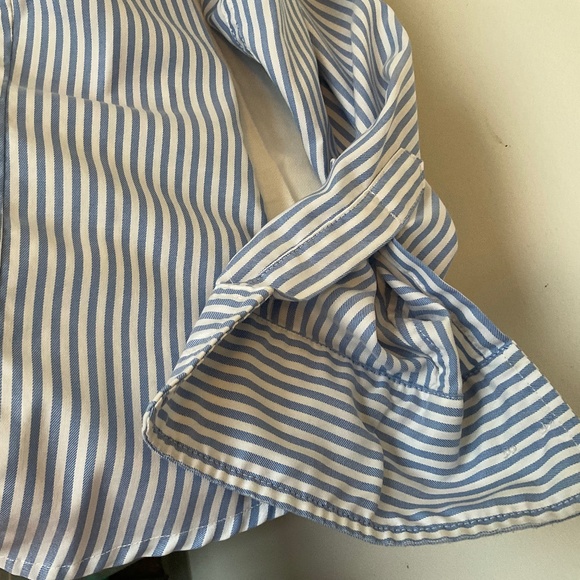 Tilley Long Sleeves shirt, Gently Used - Wash & Wear, Perfect to Travel 🧳! - Picture 3 of 8